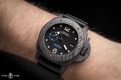 panerai carbotech vs ceramic|panerai material.